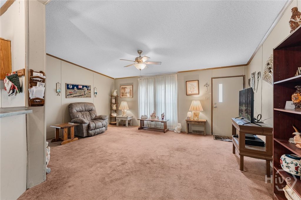 Image 5 of property listing at 121 Burnt Tree Drive, Guyton, GA 31312