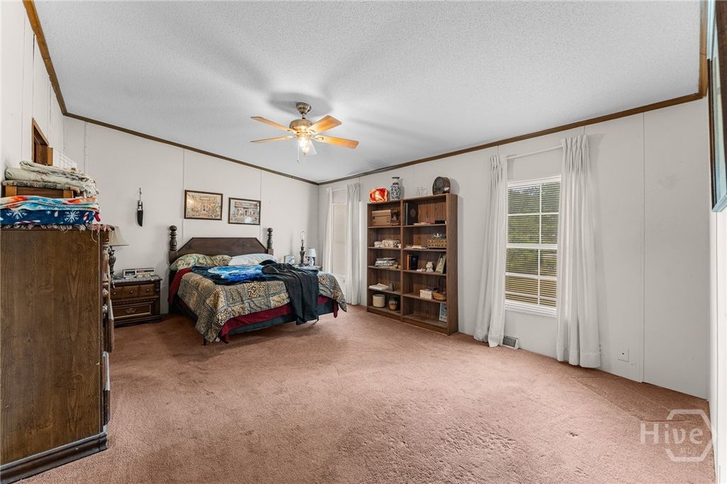 Image 7 of property listing at 121 Burnt Tree Drive, Guyton, GA 31312