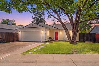 2911 Twin Creeks Ln, Rocklin, CA 95677