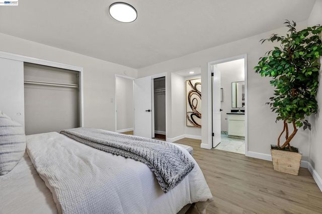 2444 Douglas St, Union City, CA 94587