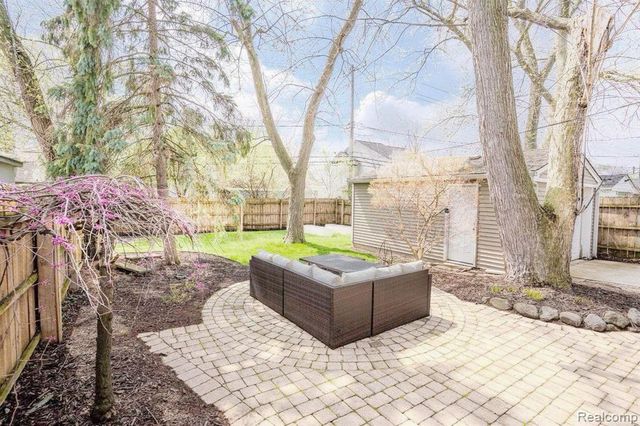 1844 Haynes Street, Birmingham, MI 48009