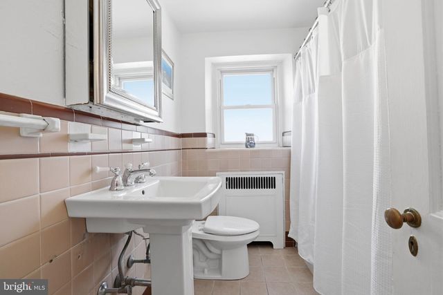 7791 SPRING AVE, Elkins Park, PA 19027