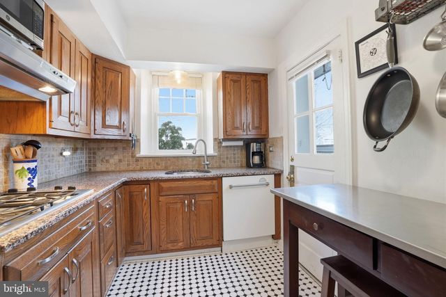 7791 SPRING AVE, Elkins Park, PA 19027