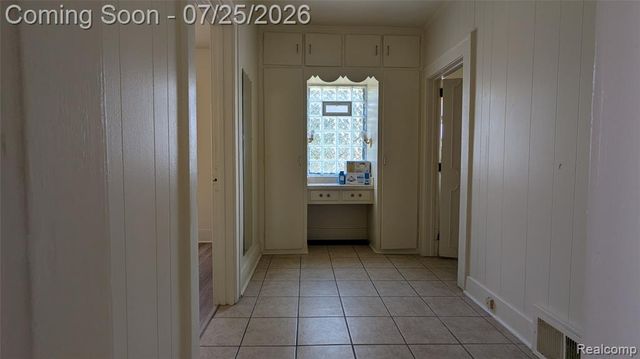 463 Raeburn Street, Pontiac, MI 48342