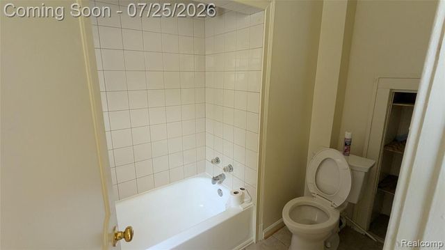 463 Raeburn Street, Pontiac, MI 48342