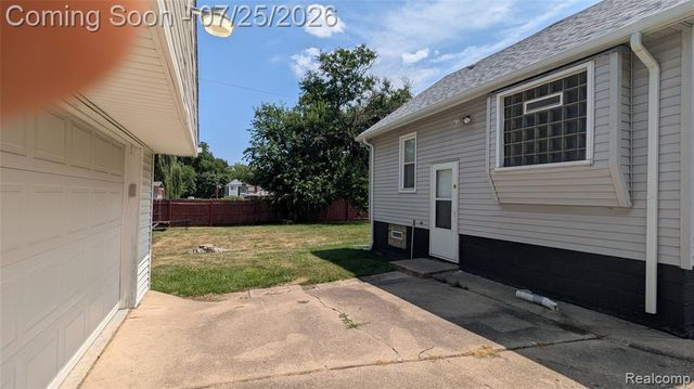463 Raeburn Street, Pontiac, MI 48342