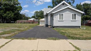 463 Raeburn Street, Pontiac, MI 48342