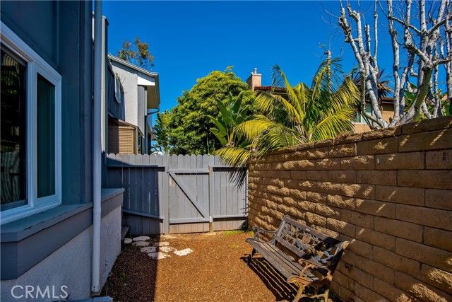 17082 Pacific Coast Highway 102, Huntington Beach, CA 92649