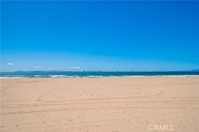 17082 Pacific Coast Highway 102, Huntington Beach, CA 92649