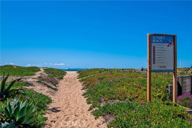 17082 Pacific Coast Highway 102, Huntington Beach, CA 92649