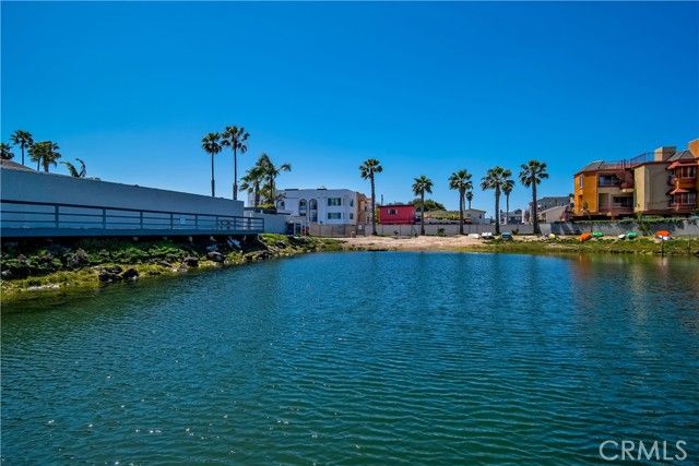 17082 Pacific Coast Highway 102, Huntington Beach, CA 92649