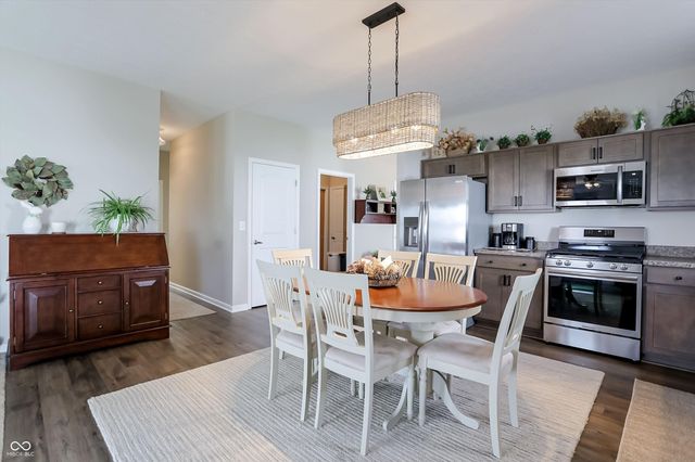 921 Sagittarius Avenue, Franklin, IN 46131