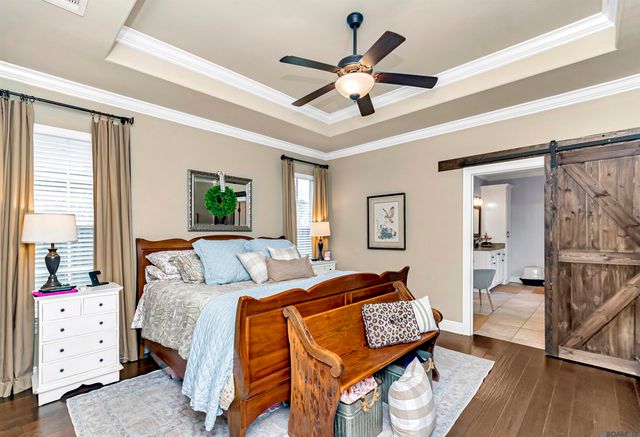 10152 Autumn Ct, Denham Springs, LA 70726