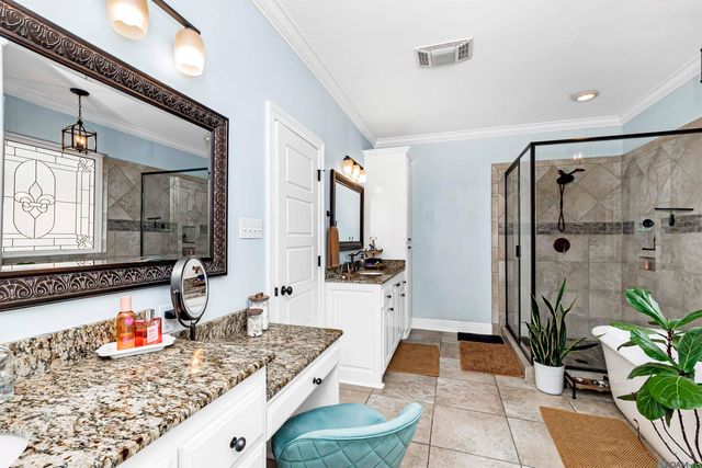 10152 Autumn Ct, Denham Springs, LA 70726