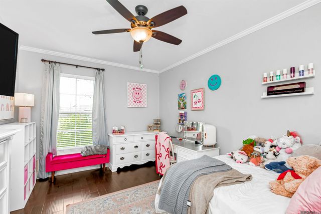 10152 Autumn Ct, Denham Springs, LA 70726