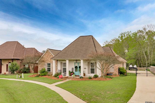 10152 Autumn Ct, Denham Springs, LA 70726