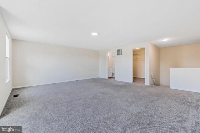 522 PALMTREE DR, Gaithersburg, MD 20878