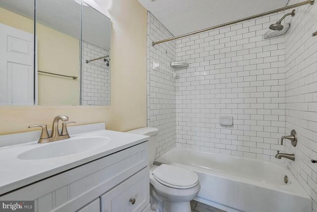 522 PALMTREE DR, Gaithersburg, MD 20878