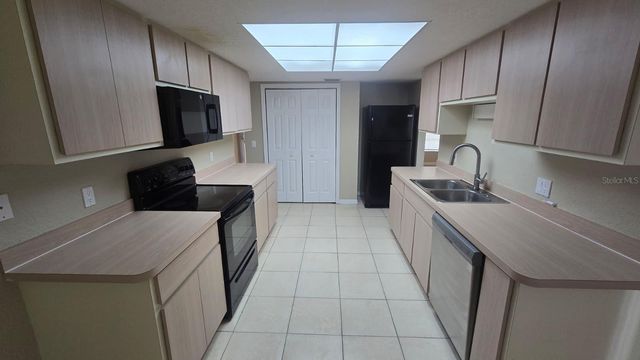 3708 FONTAINEBLEAU STREET, North Port, FL 34287