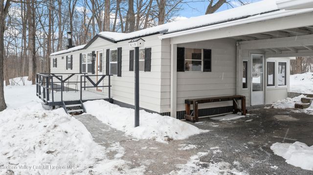 321 Tishauser Road, Hudson, NY 12534