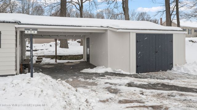 321 Tishauser Road, Hudson, NY 12534