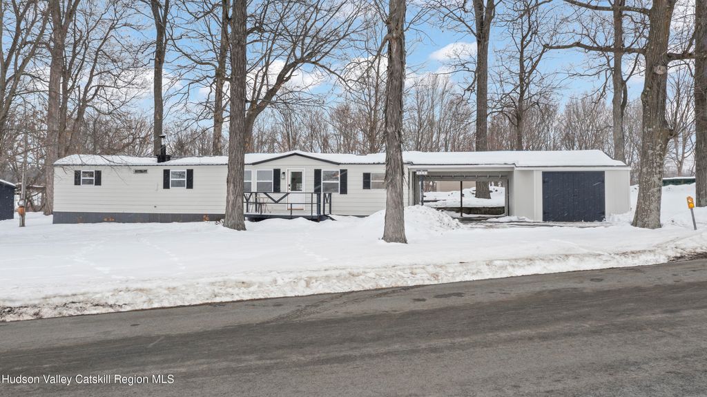 321 Tishauser Road, Hudson, NY 12534