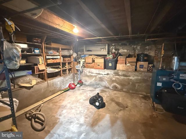9 FOX ST, Berkeley Springs, WV 25411