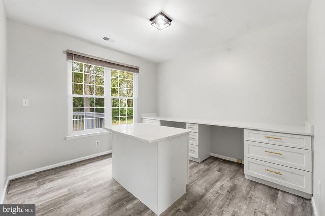 2500 DOWITCHER CT, Waldorf, MD 20601