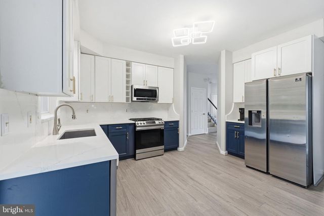 2500 DOWITCHER CT, Waldorf, MD 20601