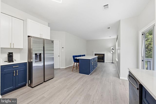 2500 DOWITCHER CT, Waldorf, MD 20601