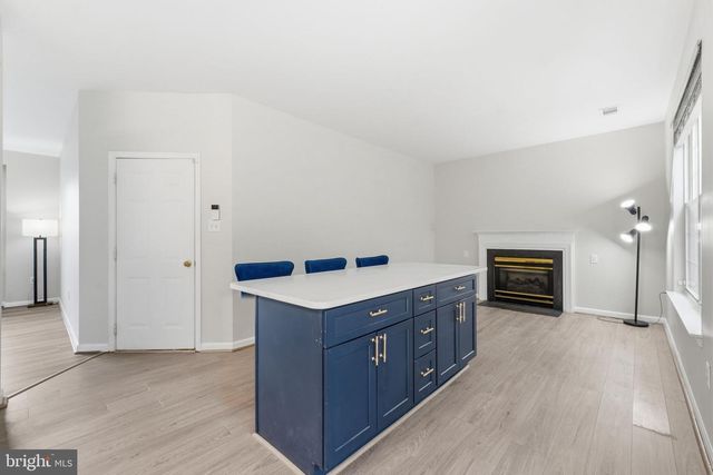 2500 DOWITCHER CT, Waldorf, MD 20601