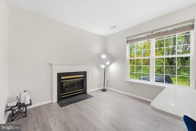 2500 DOWITCHER CT, Waldorf, MD 20601