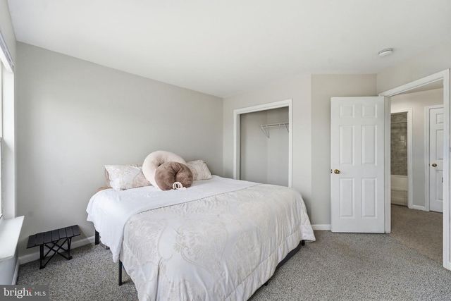 2500 DOWITCHER CT, Waldorf, MD 20601