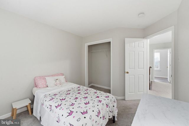2500 DOWITCHER CT, Waldorf, MD 20601