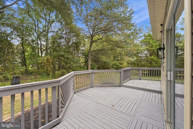 2500 DOWITCHER CT, Waldorf, MD 20601
