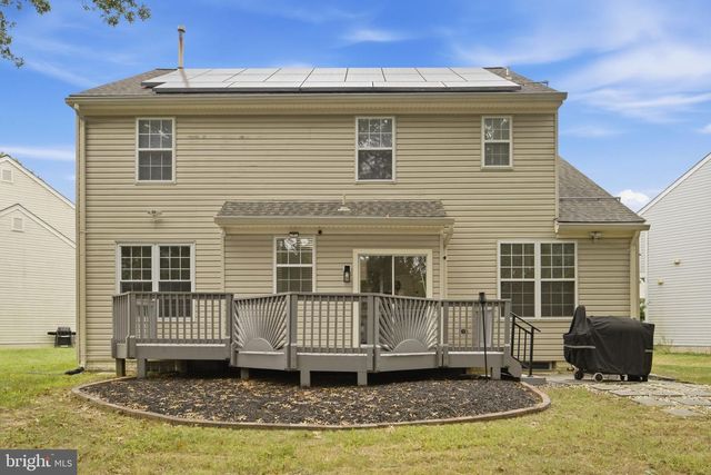 2500 DOWITCHER CT, Waldorf, MD 20601