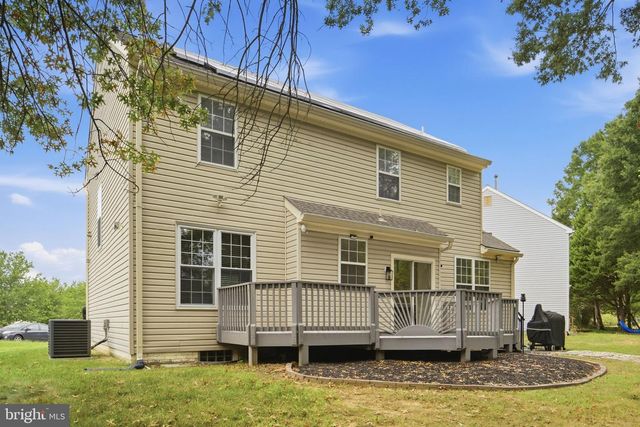 2500 DOWITCHER CT, Waldorf, MD 20601