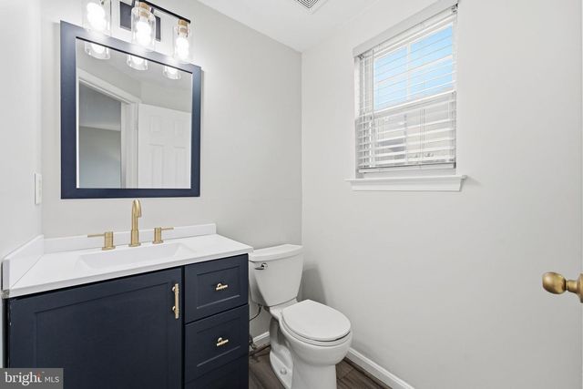 2500 DOWITCHER CT, Waldorf, MD 20601