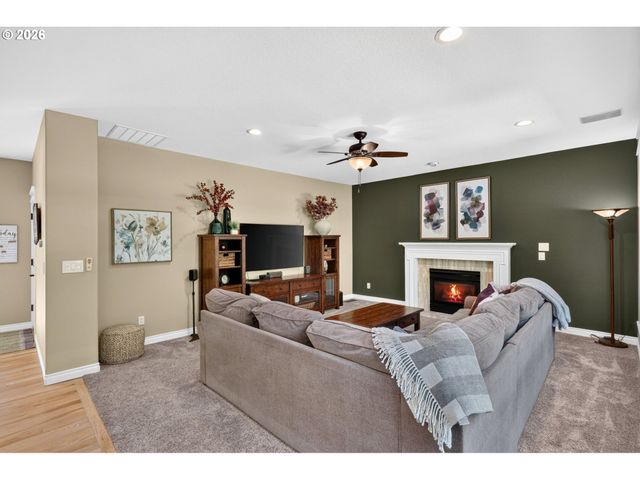 16695 Sw IVY GLENN St, Beaverton, OR 97007