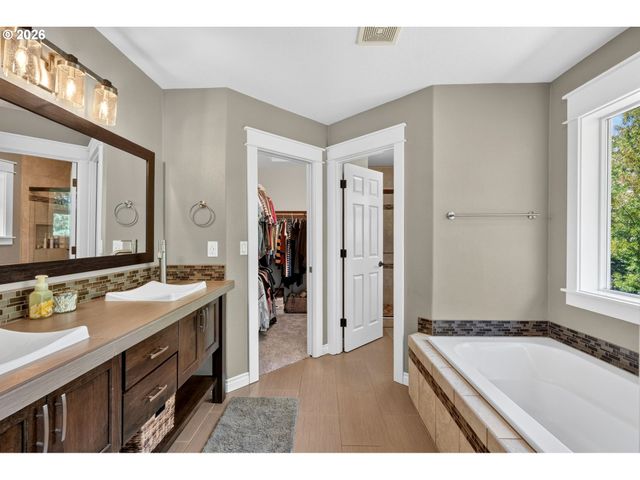 16695 Sw IVY GLENN St, Beaverton, OR 97007