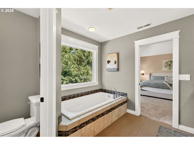 16695 Sw IVY GLENN St, Beaverton, OR 97007