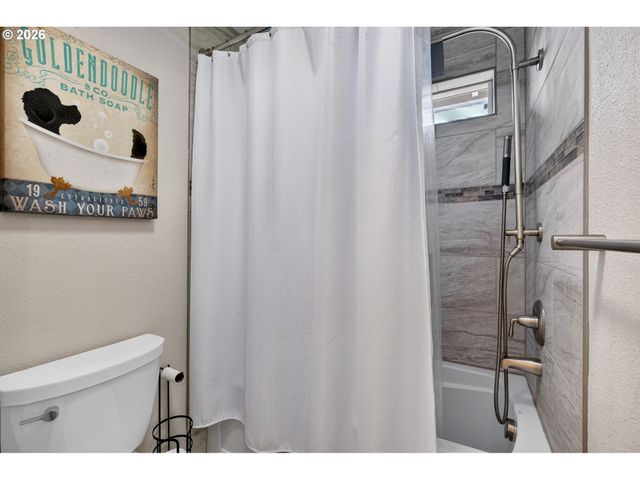 16695 Sw IVY GLENN St, Beaverton, OR 97007