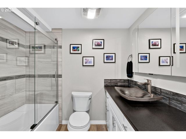16695 Sw IVY GLENN St, Beaverton, OR 97007