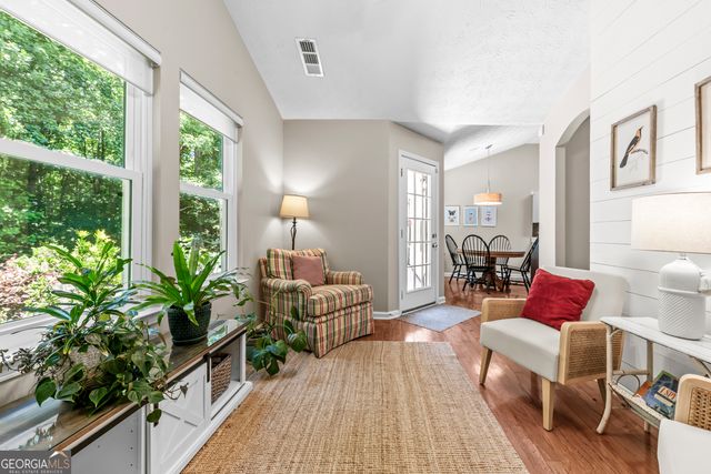 4652 Devencrest Lane, Buford, GA 30519