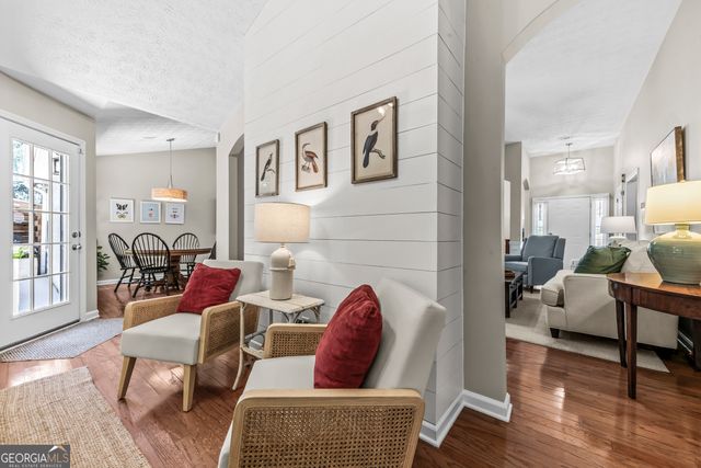 4652 Devencrest Lane, Buford, GA 30519