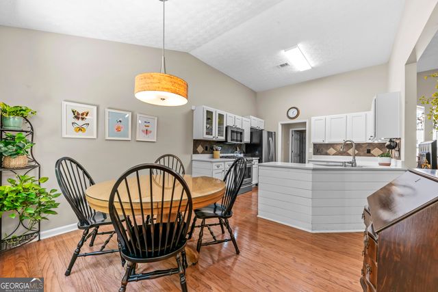 4652 Devencrest Lane, Buford, GA 30519