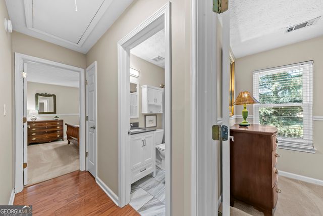 4652 Devencrest Lane, Buford, GA 30519
