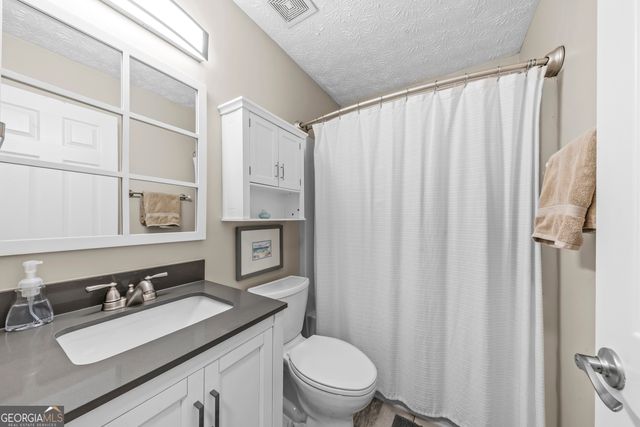 4652 Devencrest Lane, Buford, GA 30519