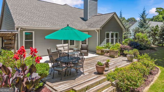 4652 Devencrest Lane, Buford, GA 30519
