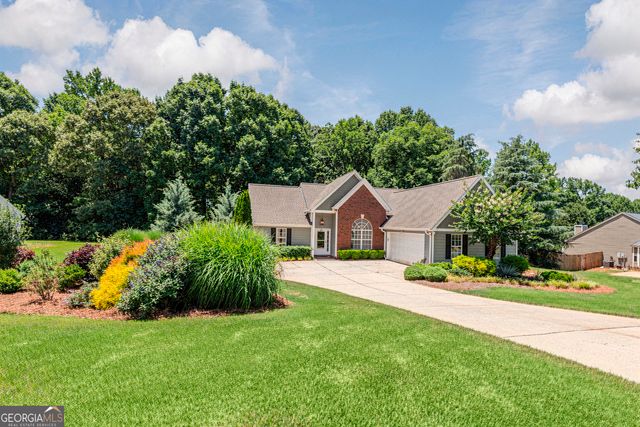 4652 Devencrest Lane, Buford, GA 30519